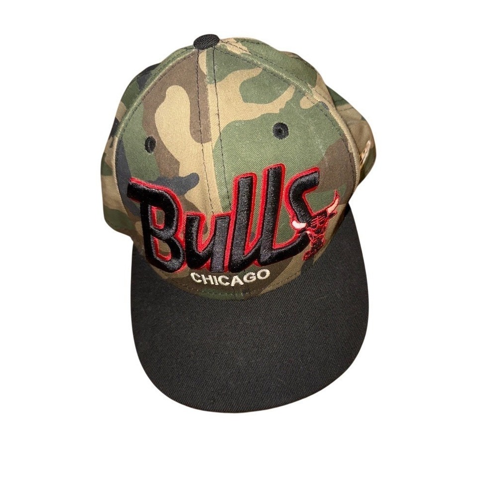 New Era 9FIFTY Chicago Bulls Snapback Hat Cap Woodland Camo One Size‎ vintage